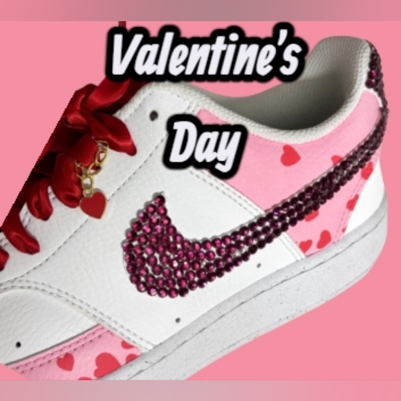 Hand Painted Valentine's Nike Air Force 1 | Custom Pink Red AF1 | One of a Kind - Picture 2 of 9